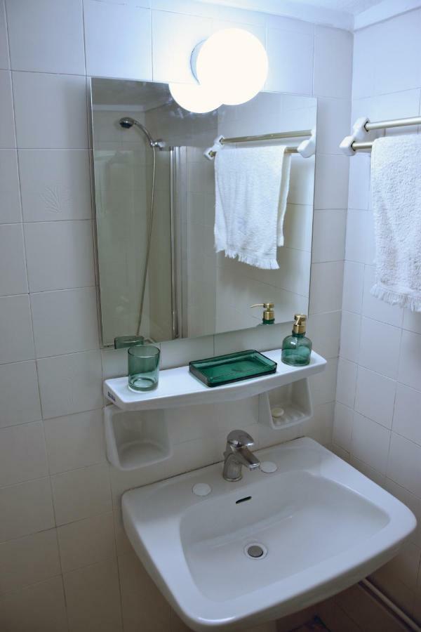 أثينا Elegant Coral Apartment المظهر الخارجي الصورة